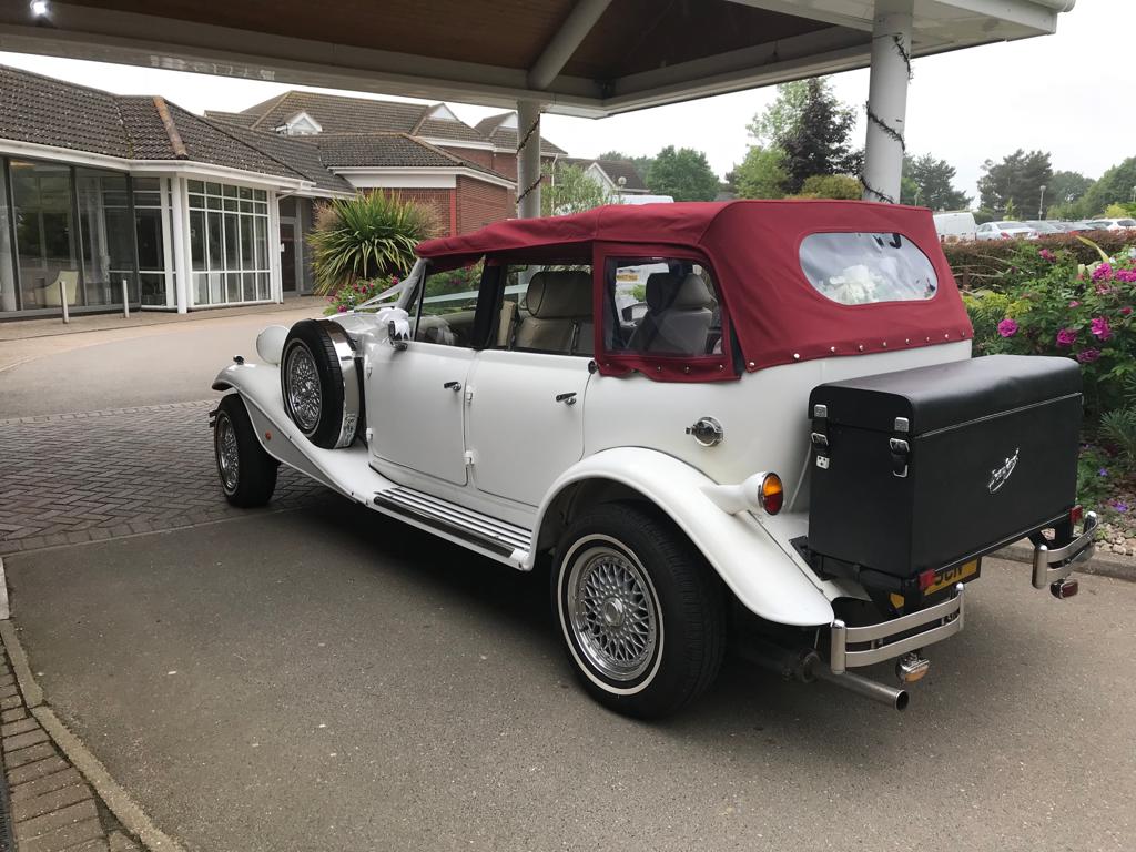 Luxury Car Hire Service - Weddings and Other Special Occasions